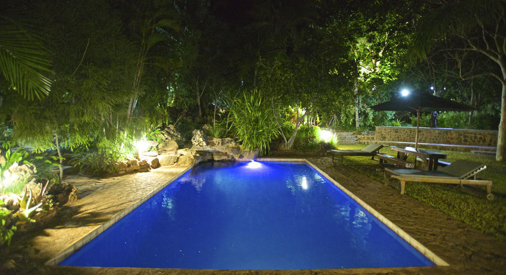 Gorges Lodge วิกตอเรียฟอลส์ ภายนอก รูปภาพ