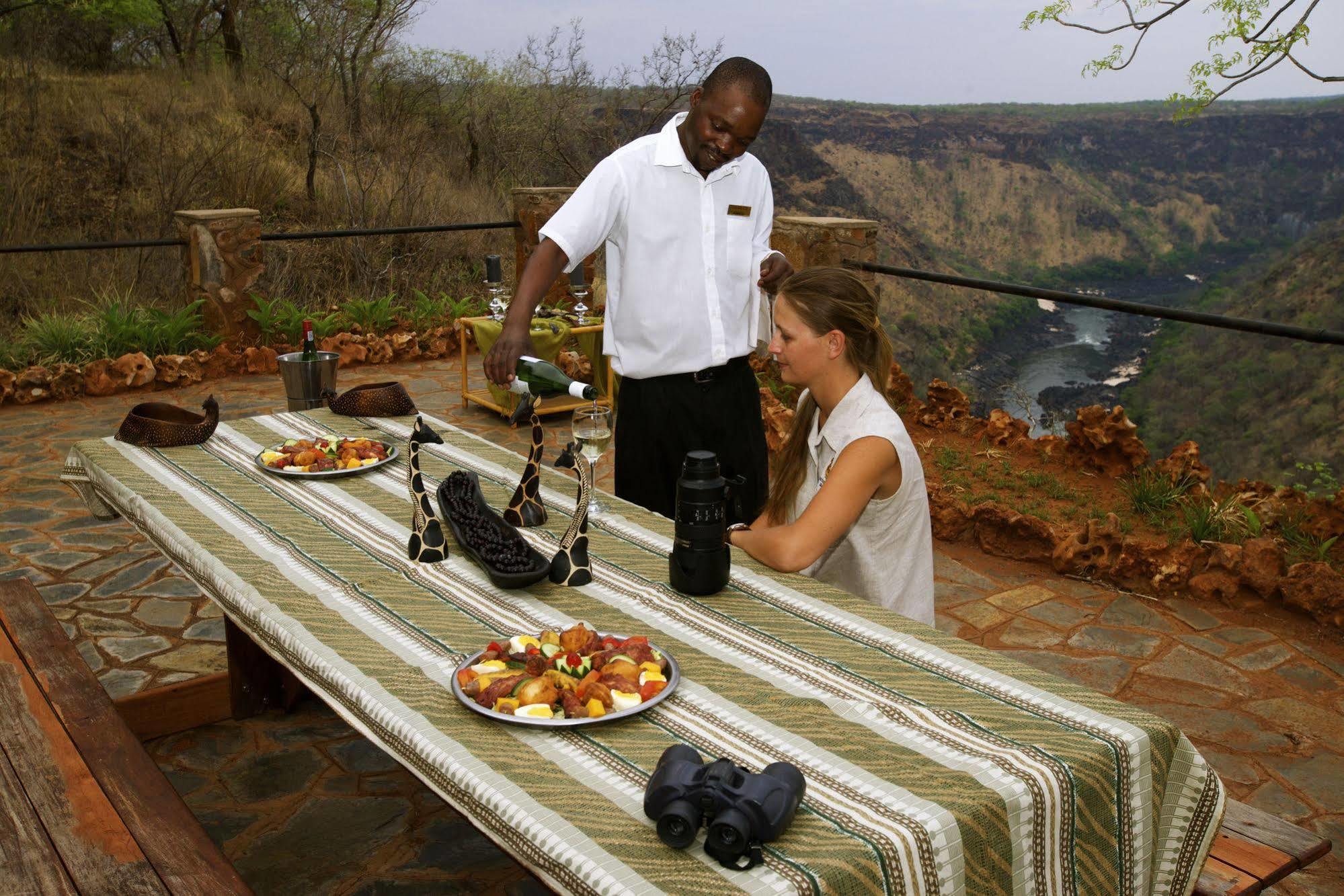 Gorges Lodge วิกตอเรียฟอลส์ ภายนอก รูปภาพ