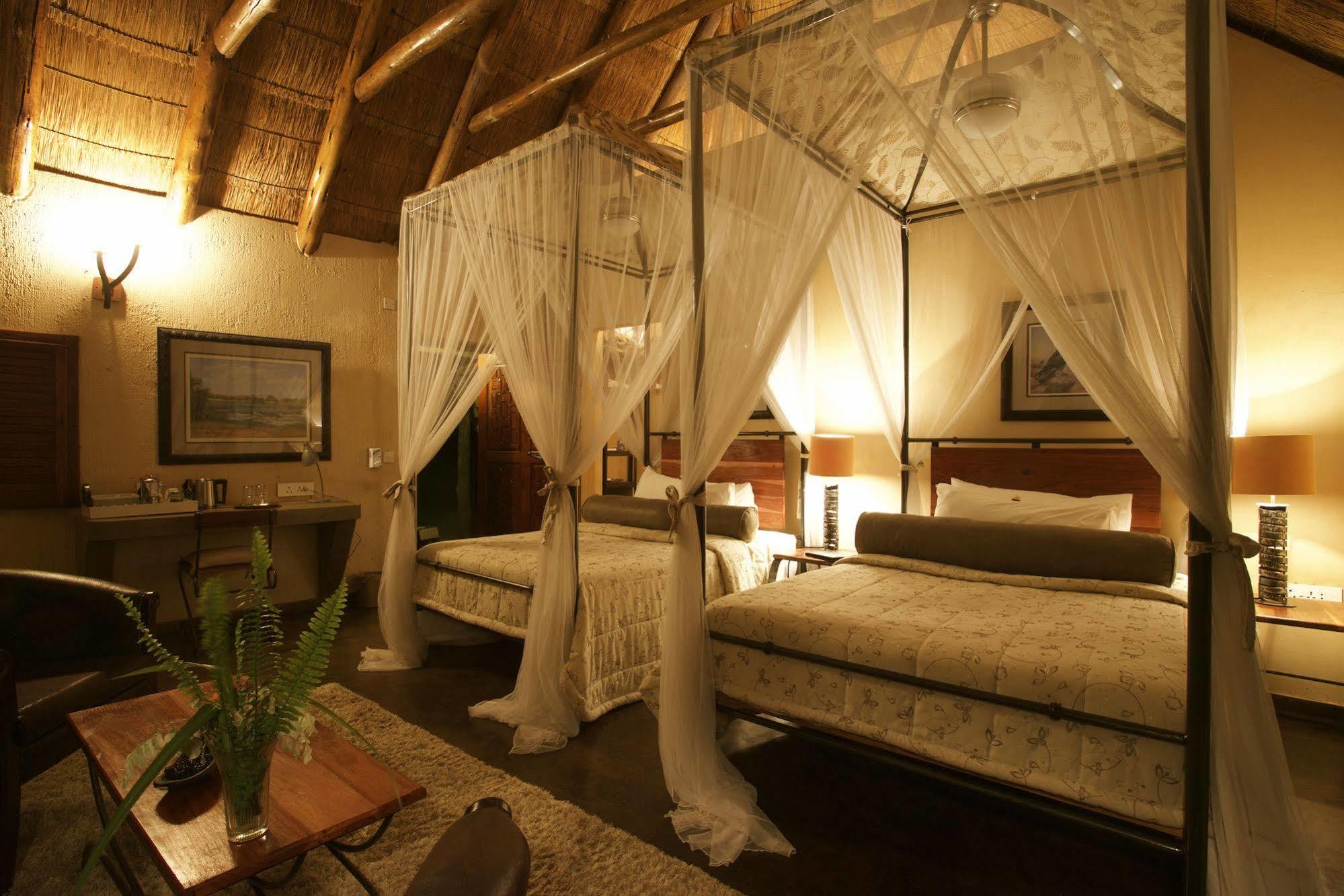 Gorges Lodge วิกตอเรียฟอลส์ ภายนอก รูปภาพ