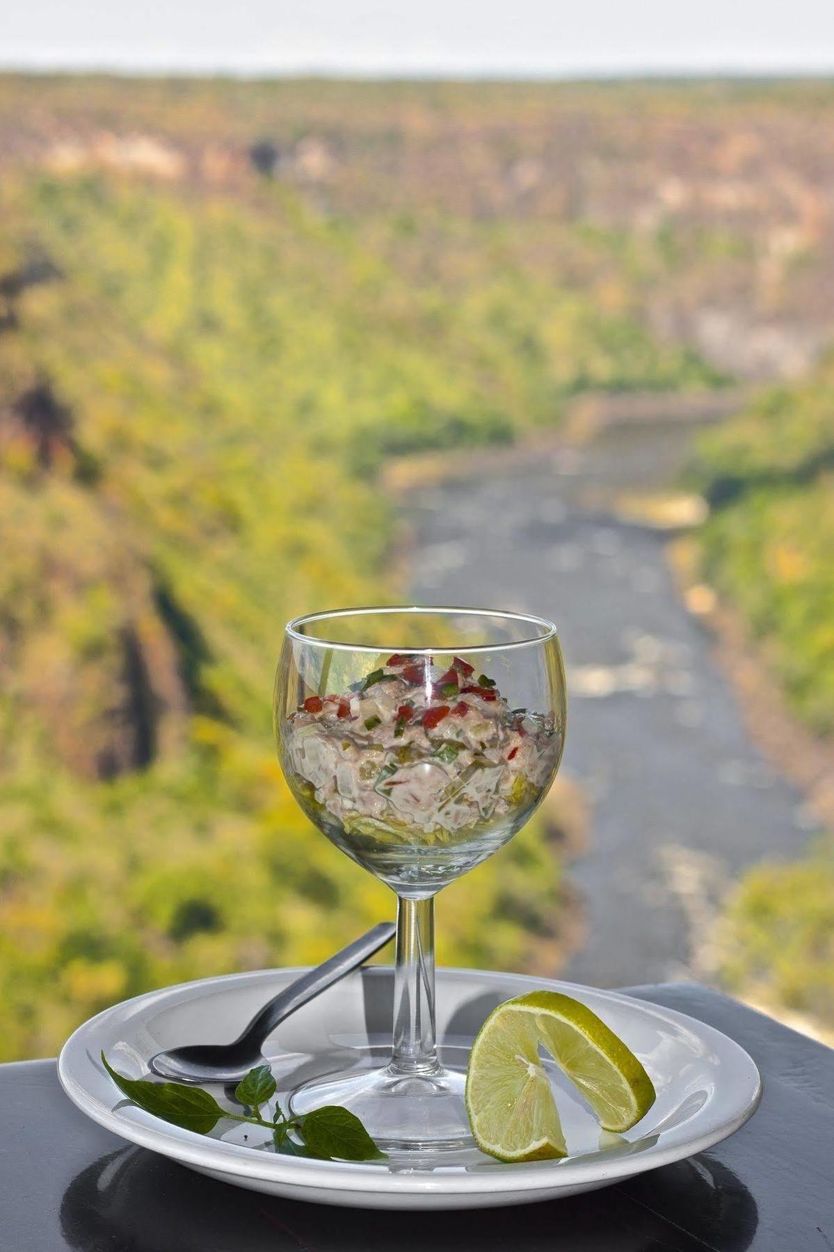 Gorges Lodge วิกตอเรียฟอลส์ ภายนอก รูปภาพ