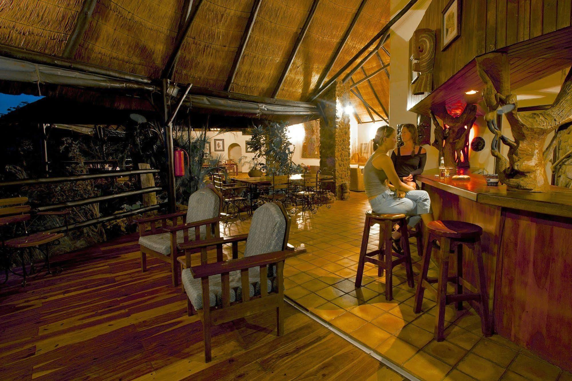 Gorges Lodge วิกตอเรียฟอลส์ ภายนอก รูปภาพ