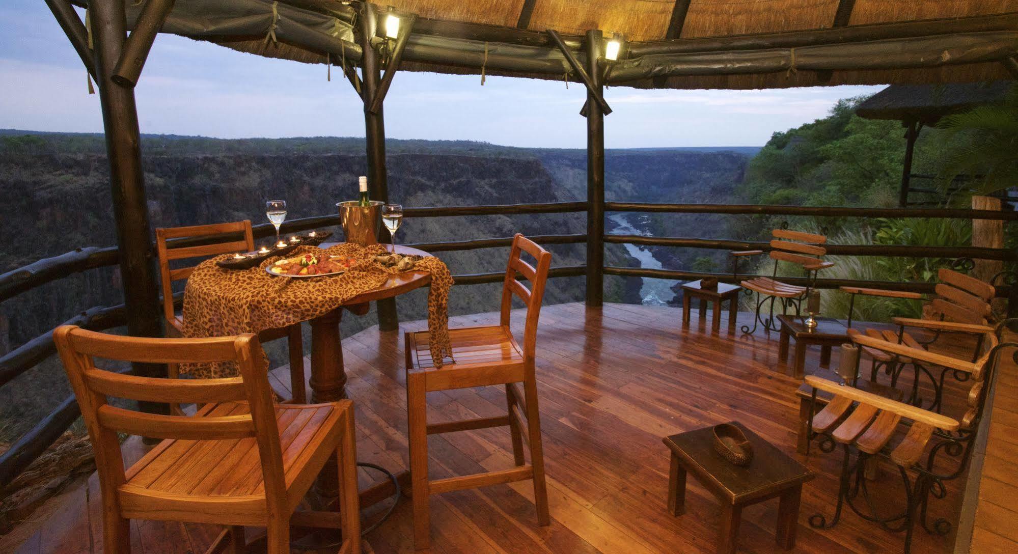 Gorges Lodge วิกตอเรียฟอลส์ ภายนอก รูปภาพ